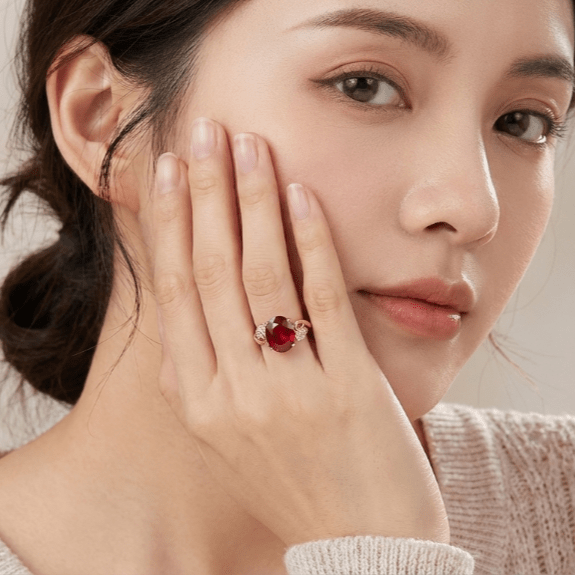 Bague en Ruby Eugénie de Montijo - Arkange